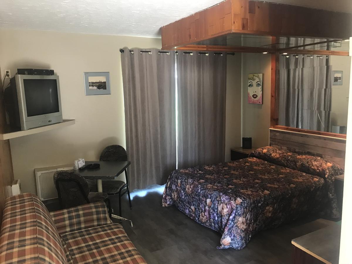 Motel La Siesta De Gascon 테르본느 외부 사진